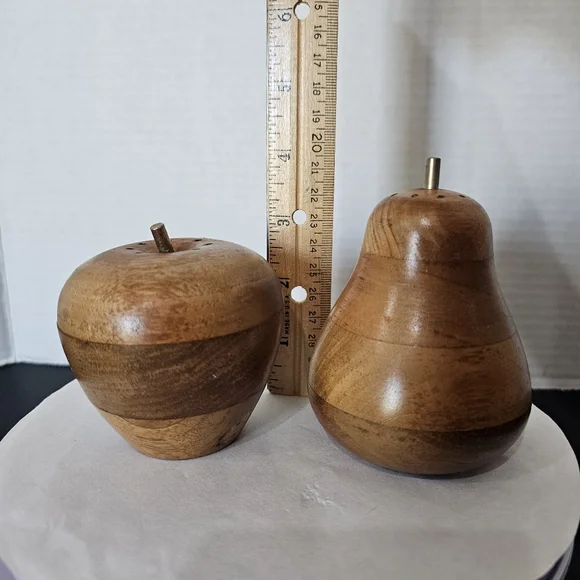 MCM Wood Apple and Pear Salt and Pepper Shaker Set Brass Stem Vintage L👀K - Picture 3 of 7